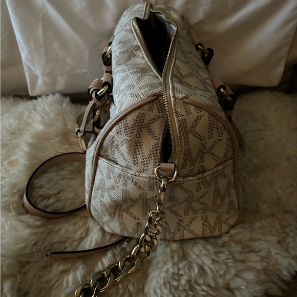 Michael Kors Grayson Medium Satchel Cream - Picture 8 of 8